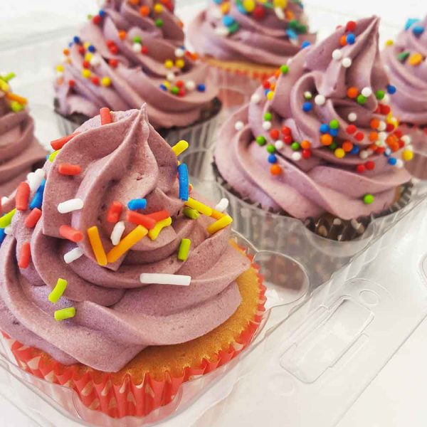 Cupcakes de Cumpleaños con Frosting - Tienda de Dulces y Repostería