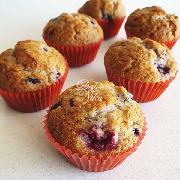 muffins de frutos del bosque - dulceniko