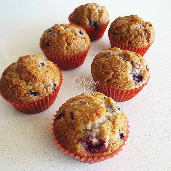 muffins de frutos del bosque - dulceniko